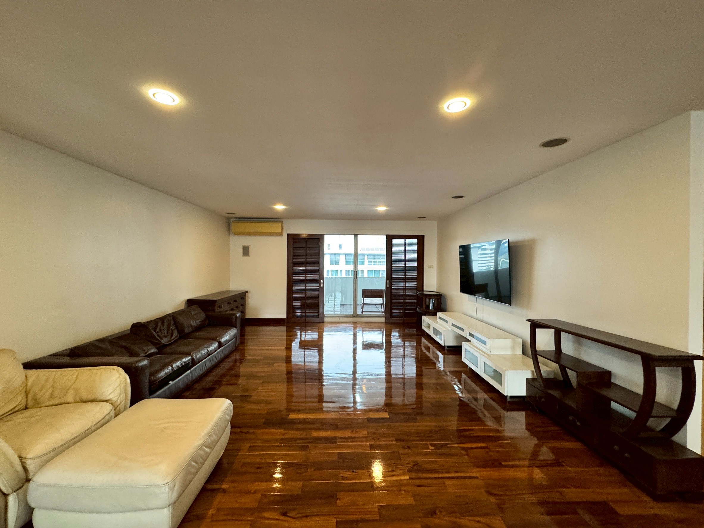 Condominium for rent in Sukhumvit (near NIST International School)