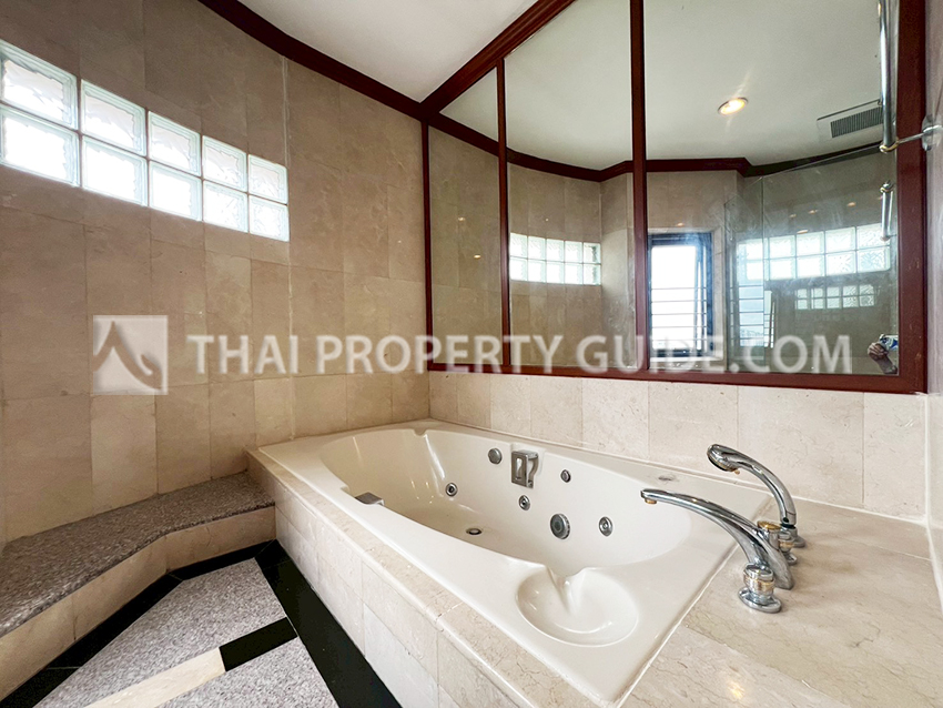 Condominium in Sukhumvit 