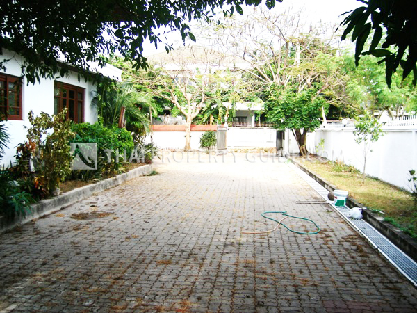 House in Sukhumvit 