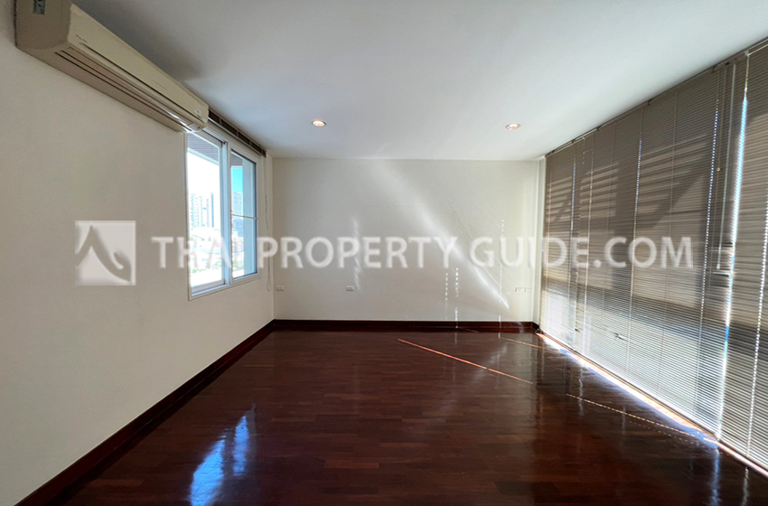 House in Sukhumvit 