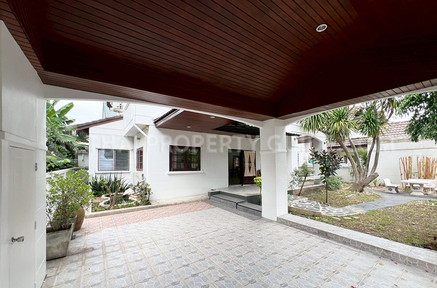 House in Sukhumvit 