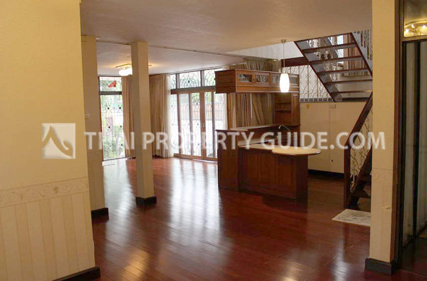 House in Sukhumvit 
