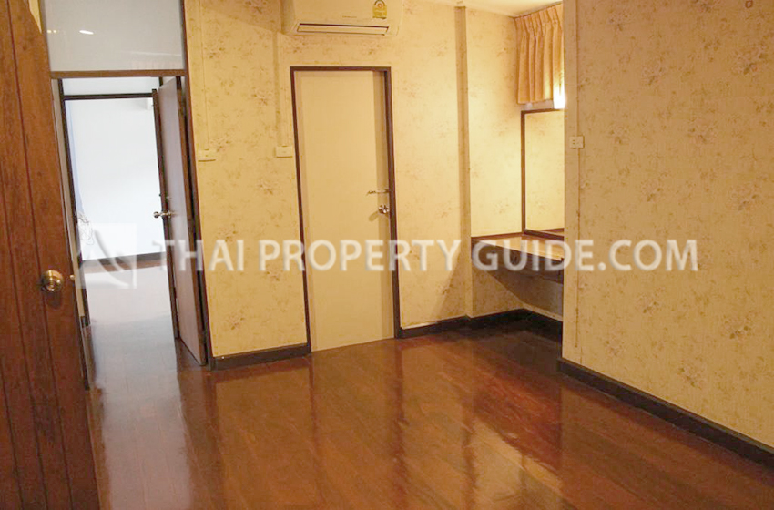 House in Sukhumvit 