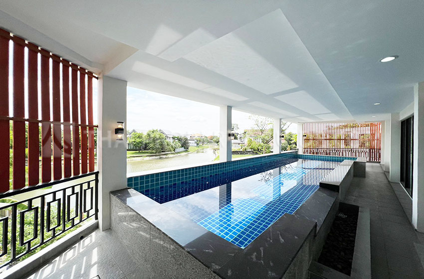 House with Private Pool in Bangnatrad 