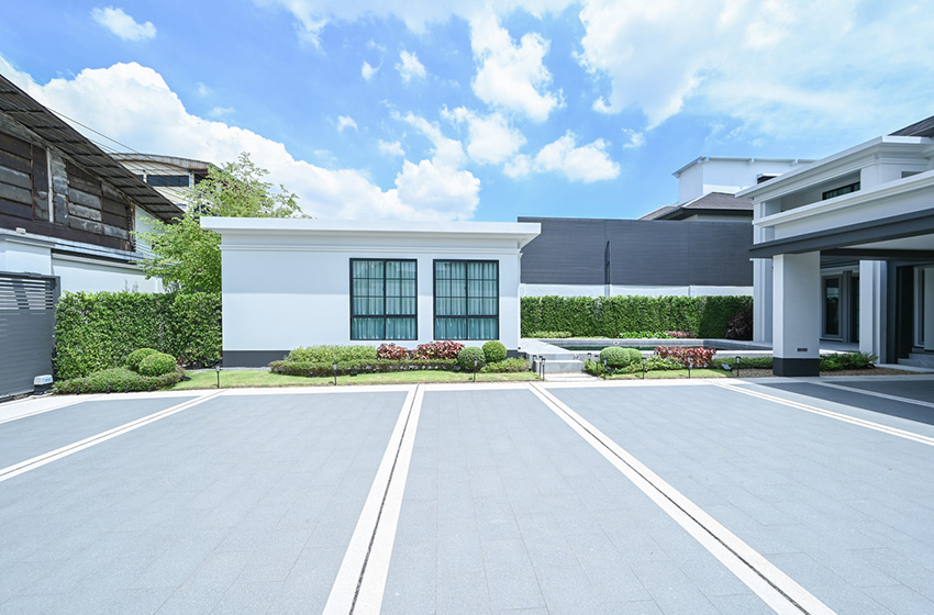 House with Private Pool in Bangnatrad 