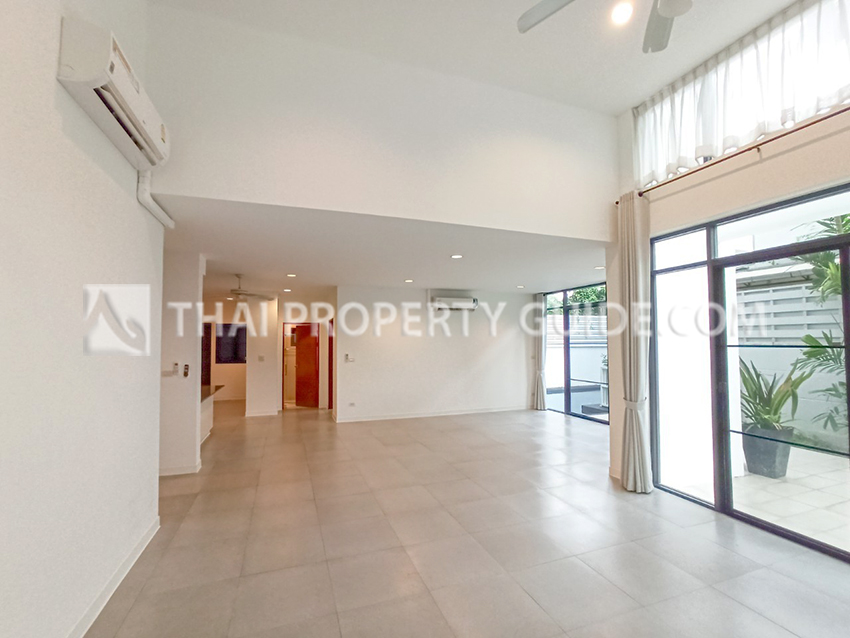 House with Private Pool in Chaengwattana (near Nichada Thani) 