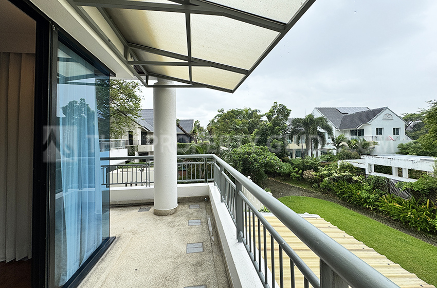 House with Private Pool in Nichada Thani 