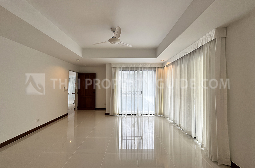 House with Private Pool in Nichada Thani 