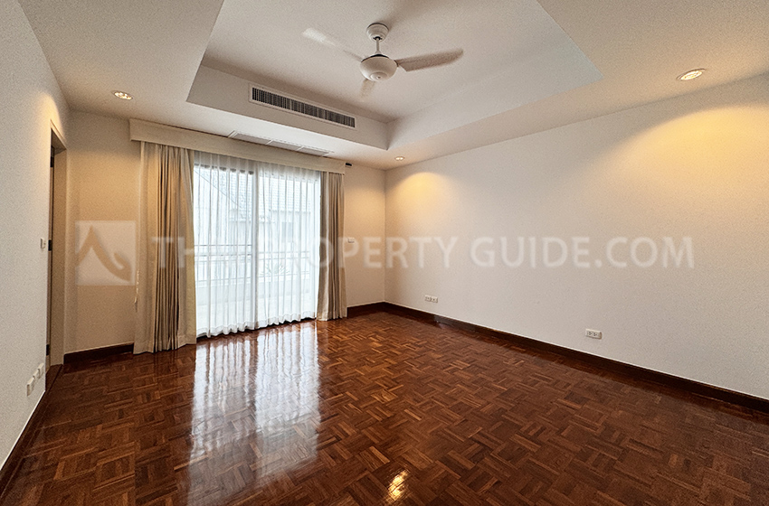 House with Private Pool in Nichada Thani 