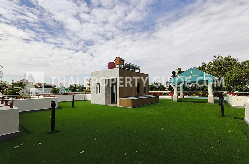 House with Private Pool in Nichada Thani 