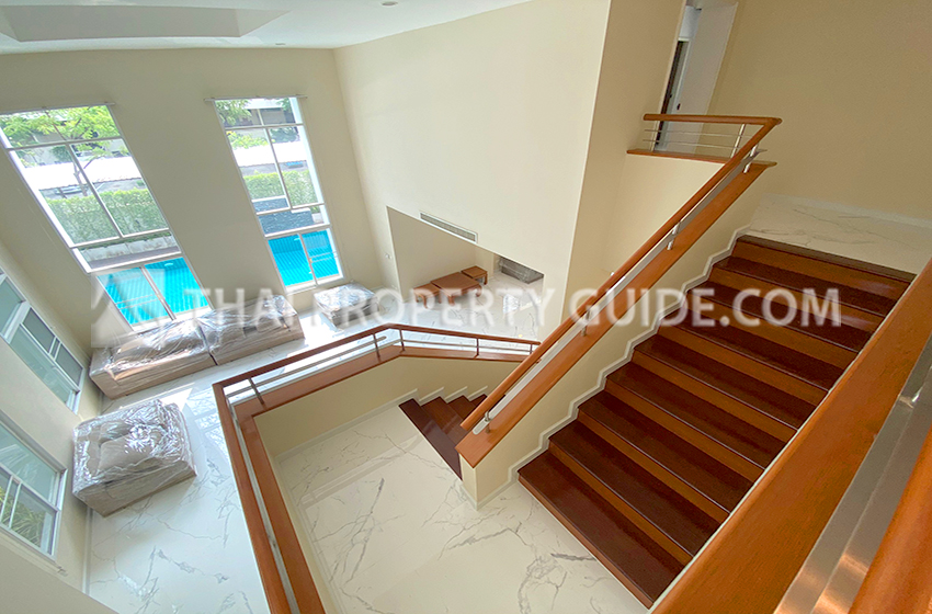 House with Private Pool in Nichada Thani 
