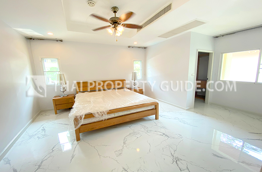 House with Private Pool in Nichada Thani 