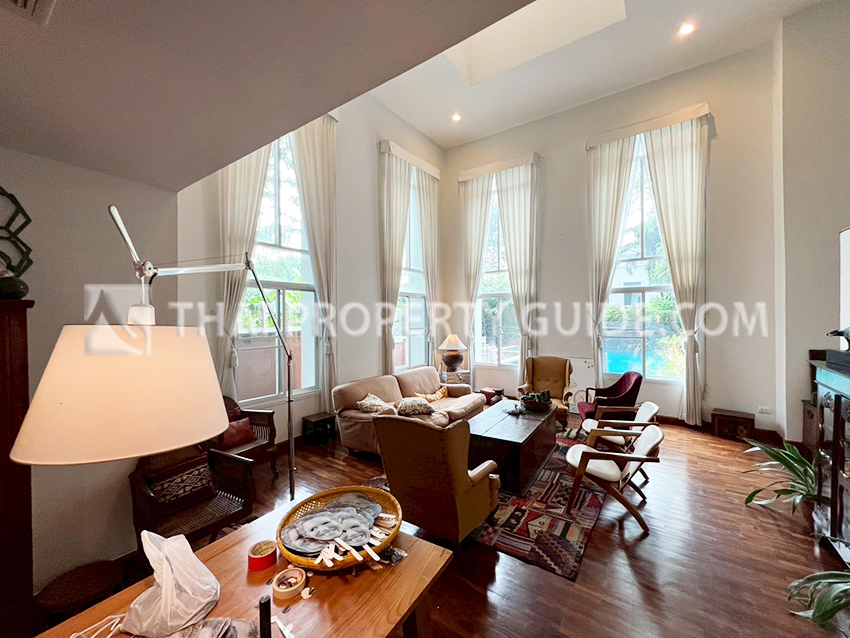 House with Private Pool in Nichada Thani 