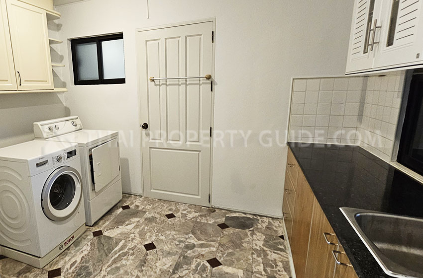 House with Private Pool in Nichada Thani 