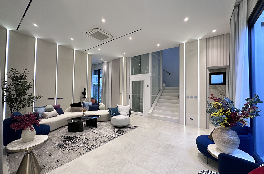 House with Private Pool in Pattanakarn 