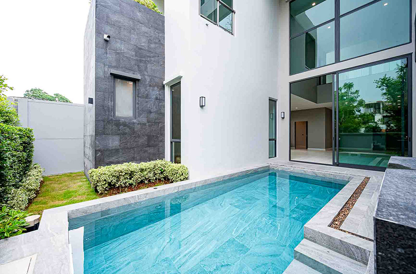 House with Private Pool in Pattanakarn 