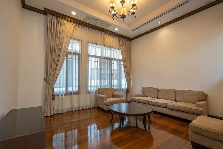 House with Private Pool in Sathorn 