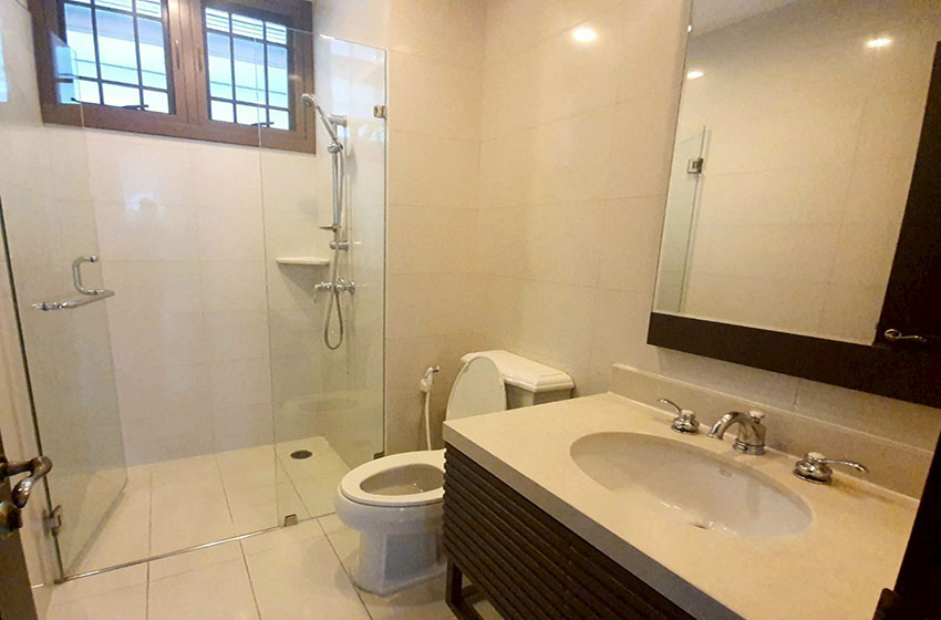 House with Private Pool in Sathorn 