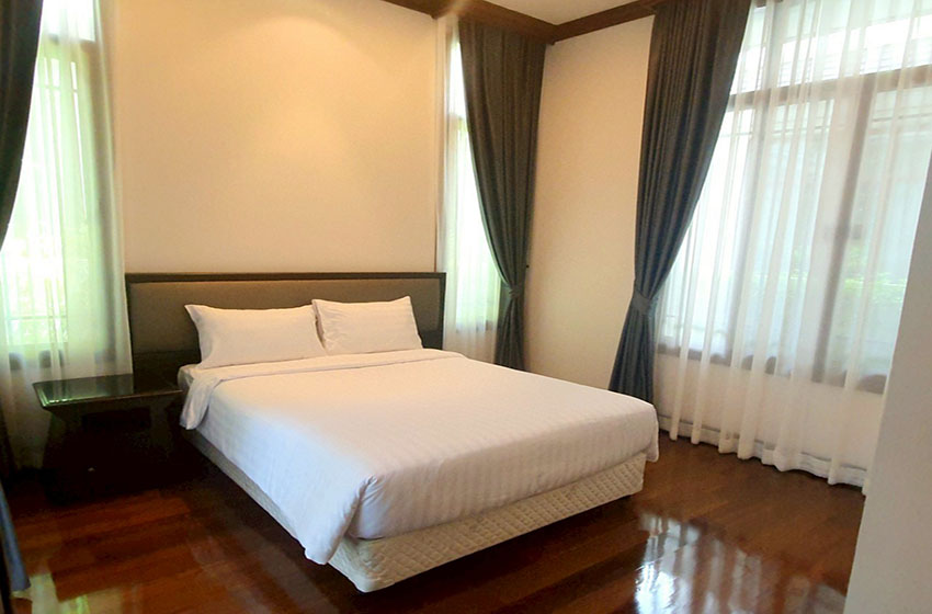 House with Private Pool in Sathorn 