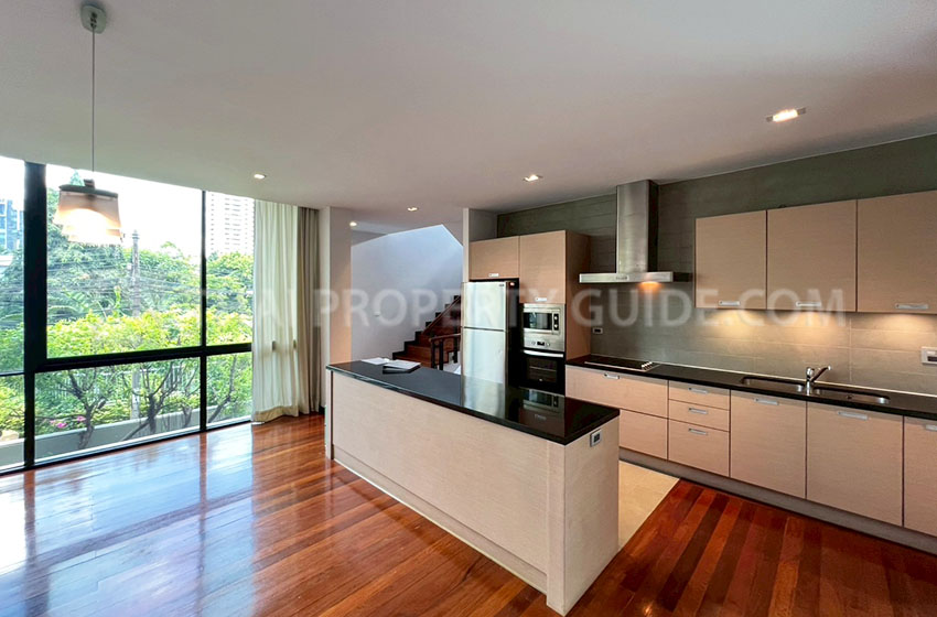 House with Private Pool in Sukhumvit 