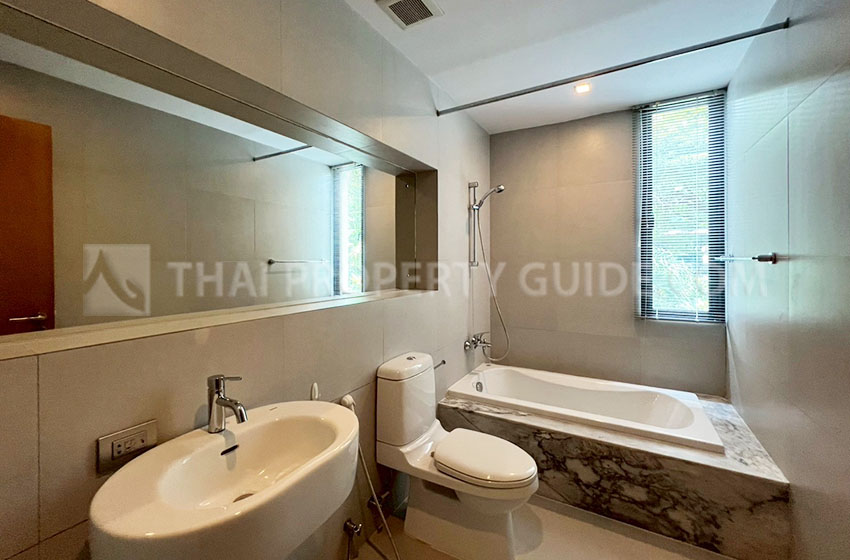 House with Private Pool in Sukhumvit 