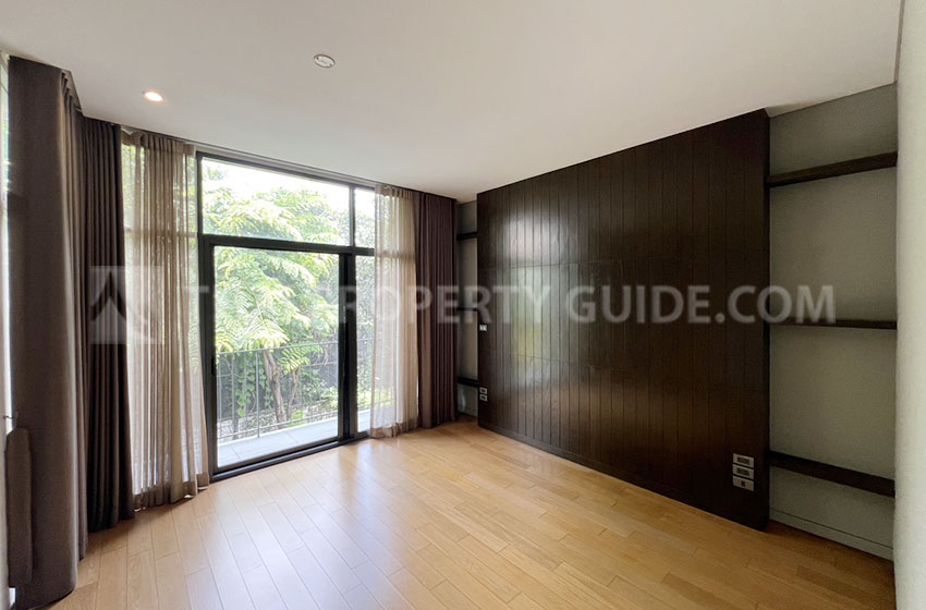 House with Private Pool in Sukhumvit 