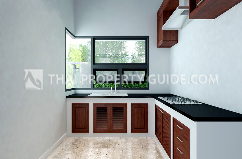 House with Private Pool in Sukhumvit 