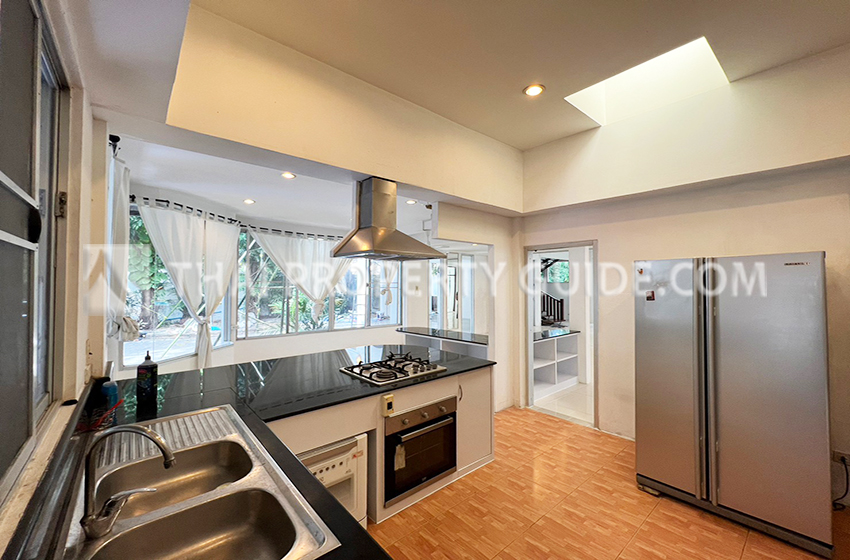 House with Private Pool in Sukhumvit 