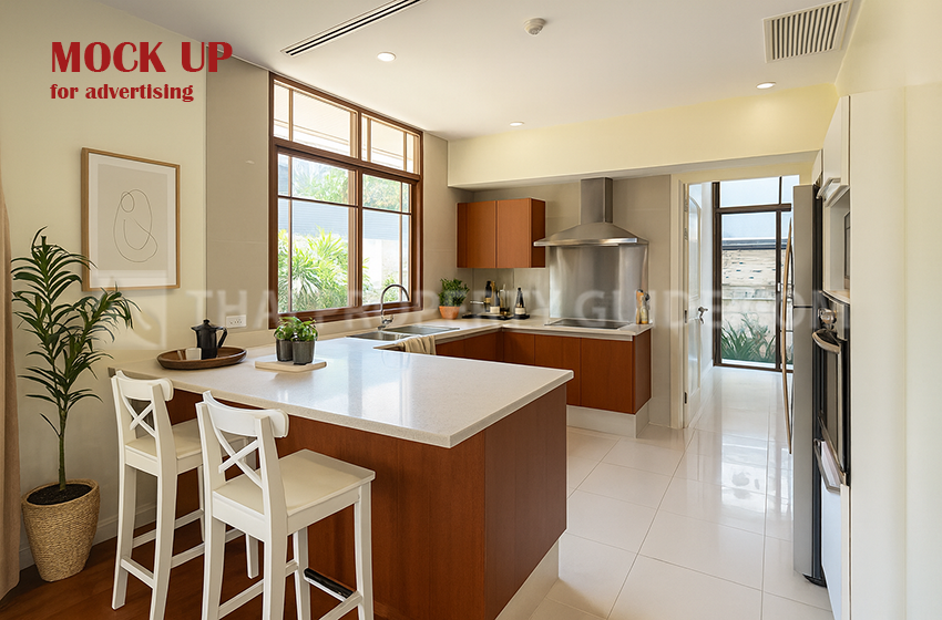 House with Private Pool in Sukhumvit 