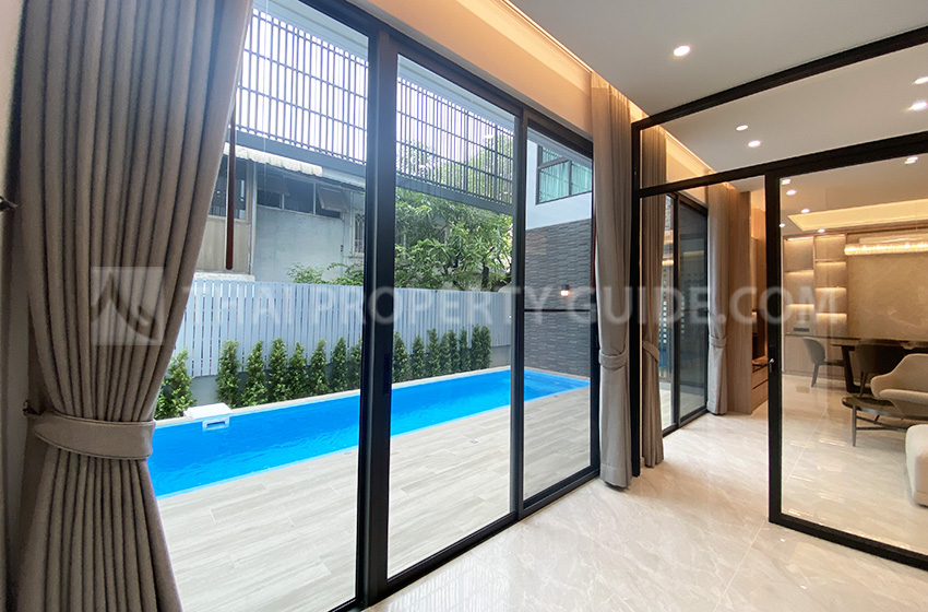 House with Private Pool in Sukhumvit 