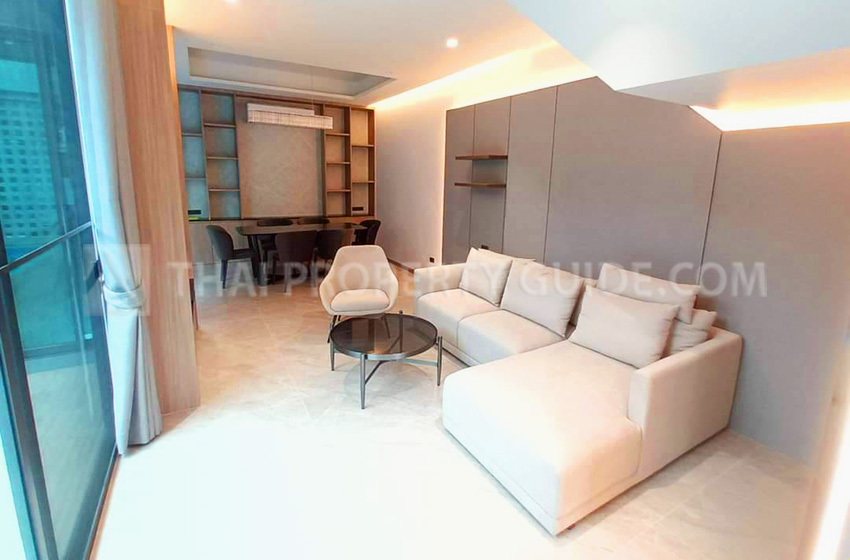 House with Private Pool in Sukhumvit 