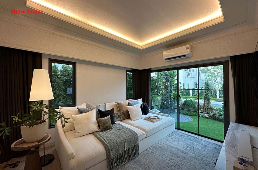House with Shared Pool in Bangnatrad 