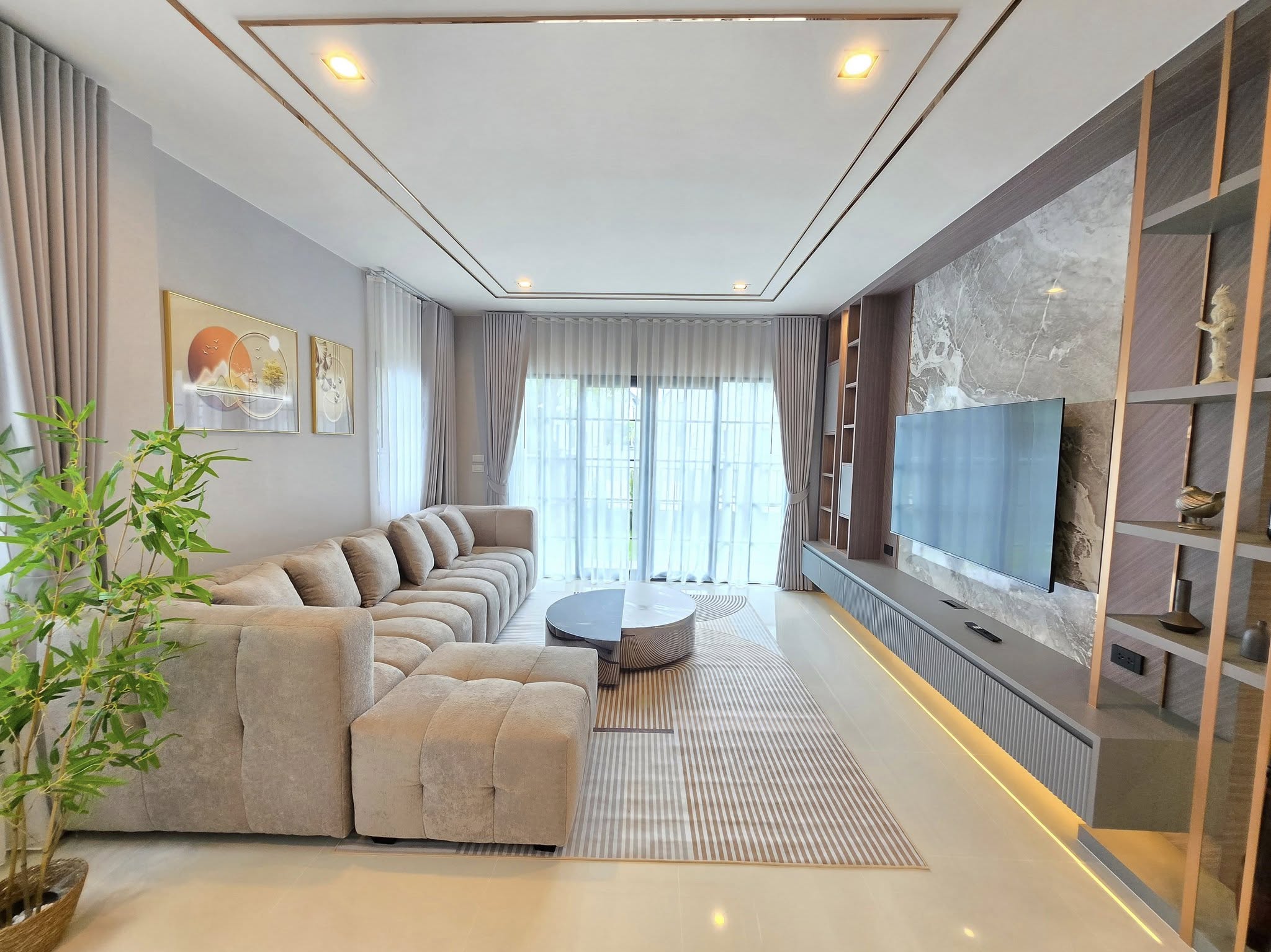 House with Shared Pool in Bangnatrad 