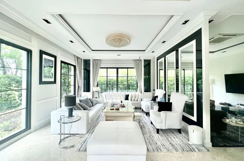 House with Shared Pool in Bangnatrad 