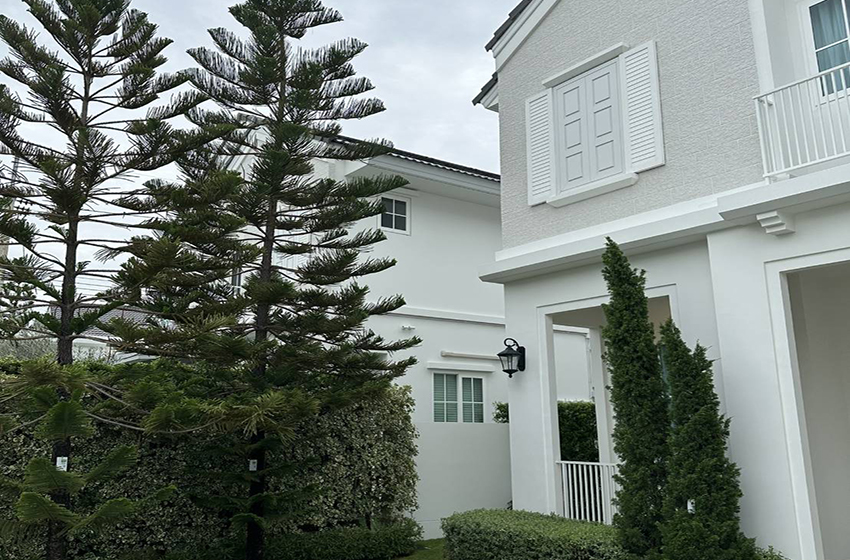 House with Shared Pool in Bangnatrad 