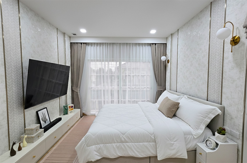 House with Shared Pool in Bangnatrad 