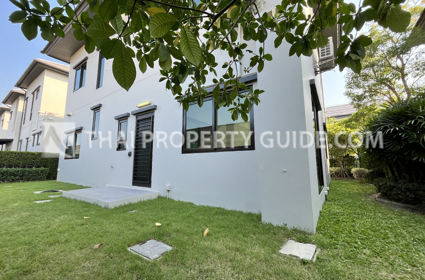 House with Shared Pool in Bangnatrad 