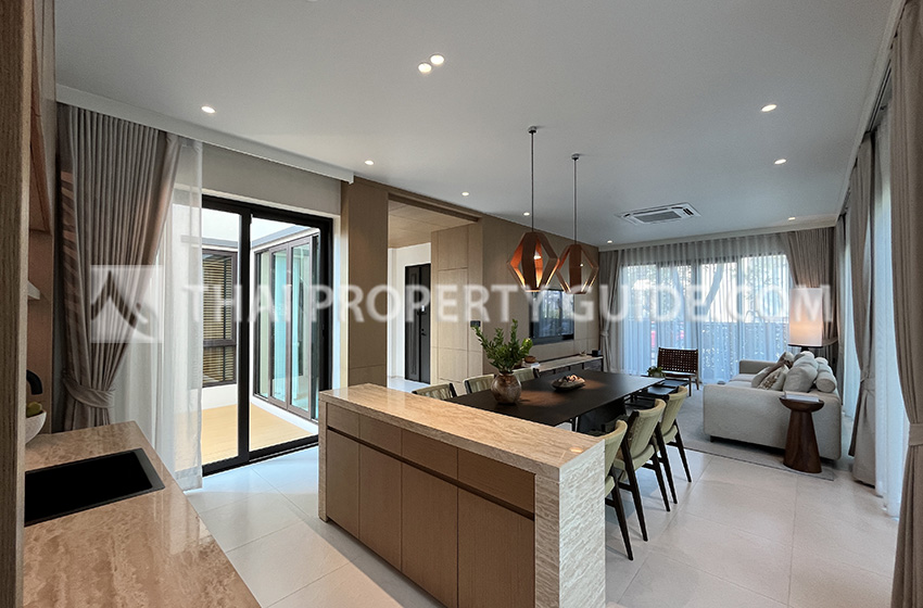 House with Shared Pool in Bangnatrad 