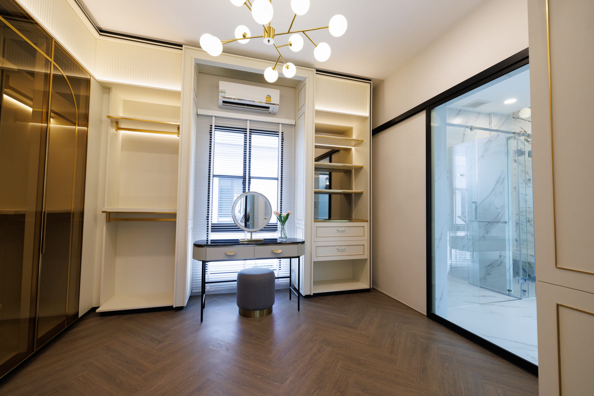 House with Shared Pool in Krung Thep Kritha 