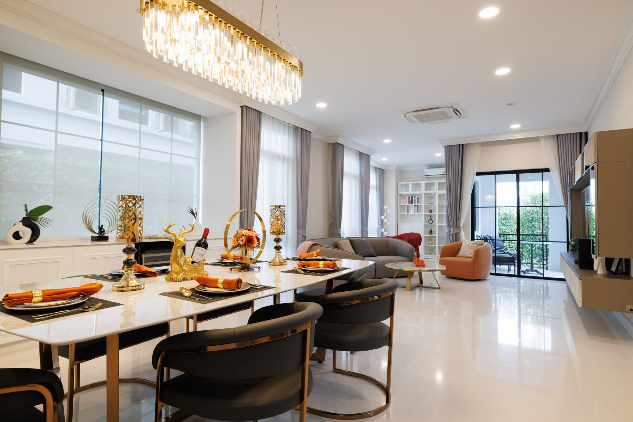 House with Shared Pool in Krung Thep Kritha 