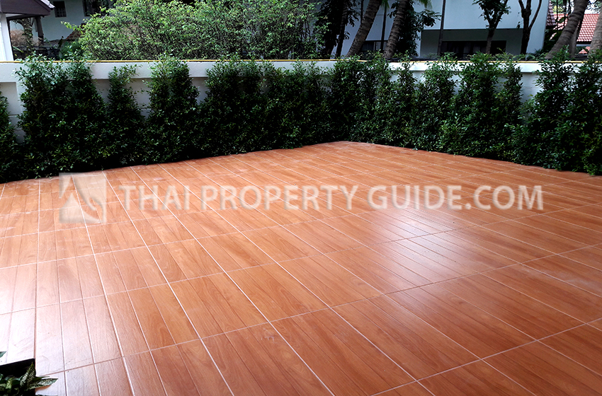 House with Shared Pool in Nichada Thani 