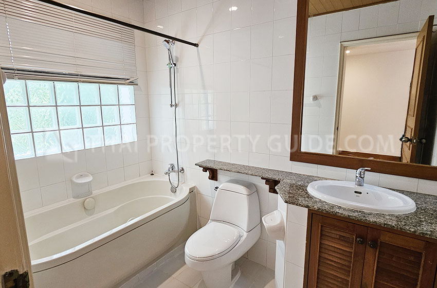 House with Shared Pool in Nichada Thani 