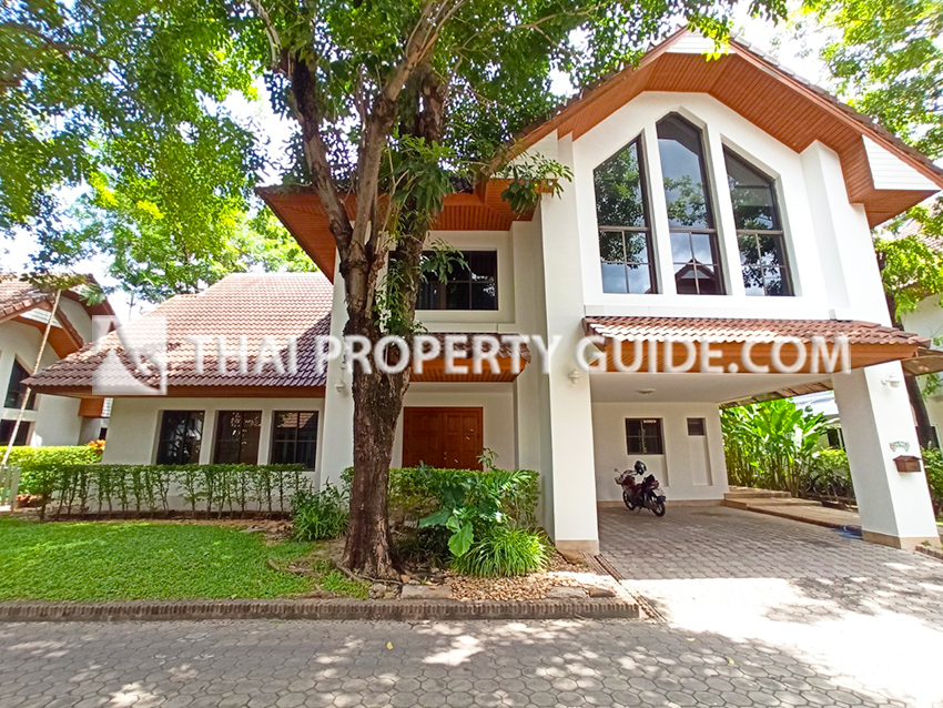 House with Shared Pool in Nichada Thani
