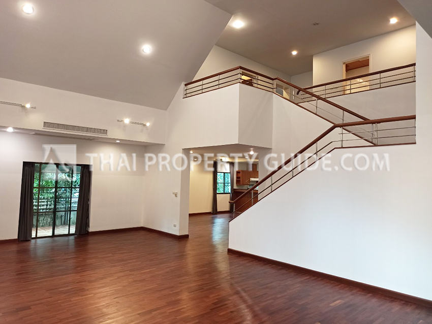 House with Shared Pool in Nichada Thani 
