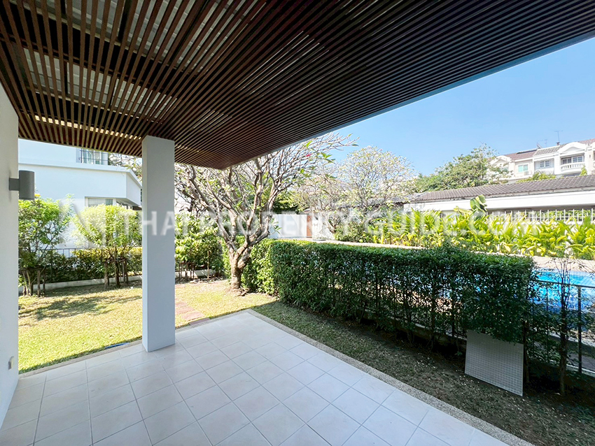 House with Shared Pool in Sukhumvit 