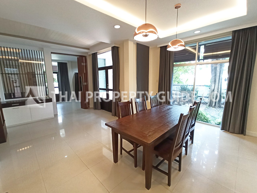 House with Shared Pool in Sukhumvit 