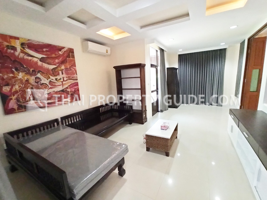 House with Shared Pool in Sukhumvit 