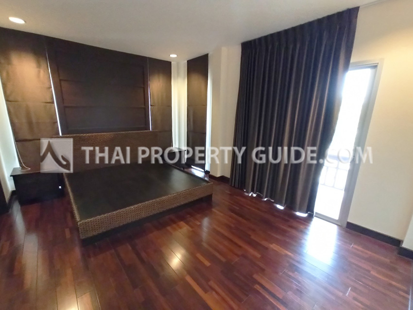 House with Shared Pool in Sukhumvit 