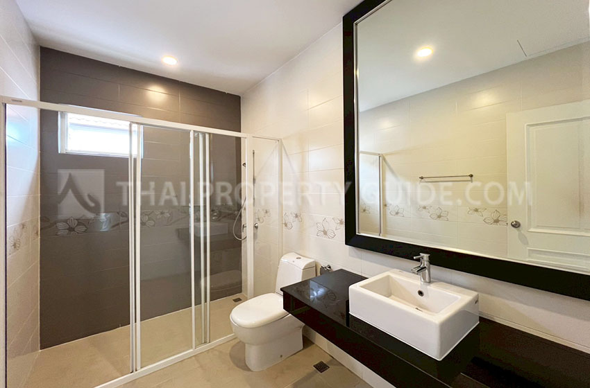 House with Shared Pool in Sukhumvit 