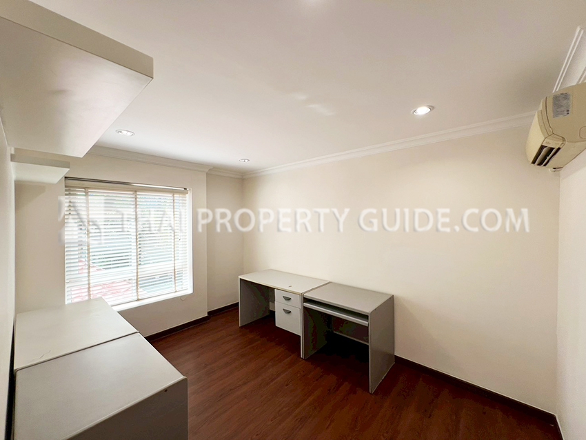 House with Shared Pool in Sukhumvit 